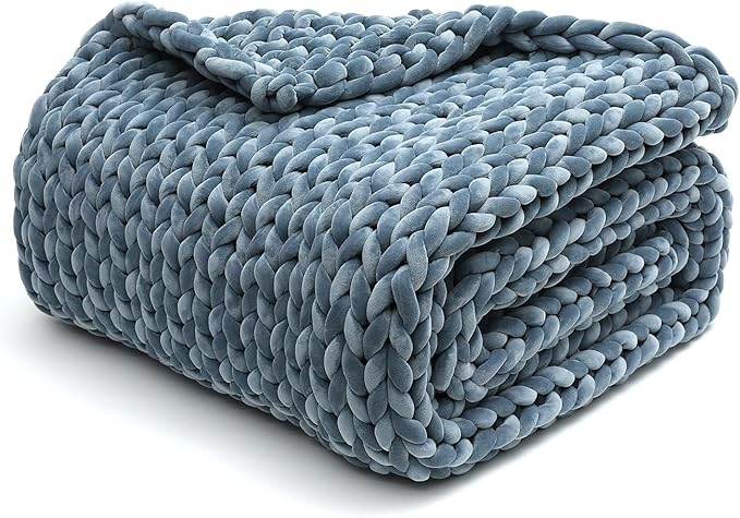YnM Velvet Weighted Blanket, Handmade Chunky Knitted Design, Soft and Cozy, Temperature Regulating and Breathable, Machine Washable Throw for Sleep or Home Decor (Blue, 85x103 Inch, 30lbs)