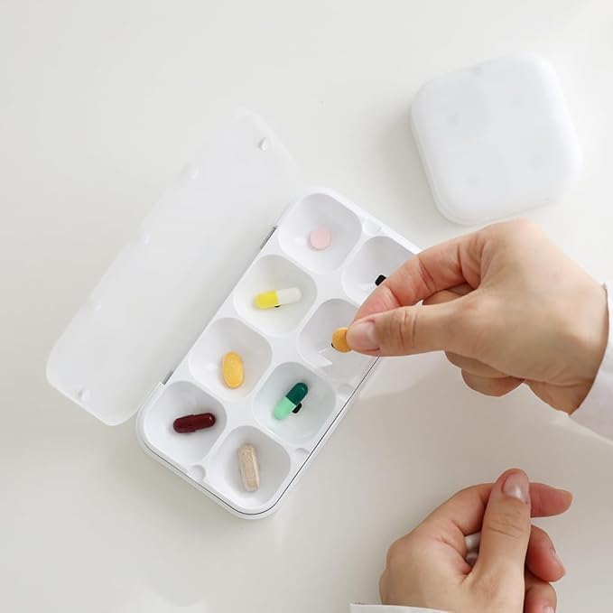 DEFI Smart Pillbox, Large, 8 Slots, Pill Organizer, Portable, Bluetooth, Easy to use, selfcare, with Alarm, Sound & Light, Daily, Compact Medicine Holder for Vitamins, Supplements, Free Reminder app.