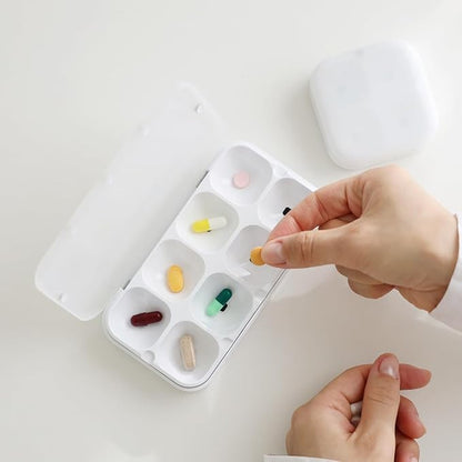 DEFI Smart Pillbox, Large, 8 Slots, Pill Organizer, Portable, Bluetooth, Easy to use, selfcare, with Alarm, Sound & Light, Daily, Compact Medicine Holder for Vitamins, Supplements, Free Reminder app.