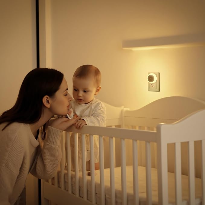KINUR 6 Pack Night Light, LED Night Lights Plug into Wall with Dusk to Dawn sensors, Plug in Night Lights for Kids Room, Bedroom, Bathroom, Baby Nursery,Stair Lights, Hallway Light, Warm White