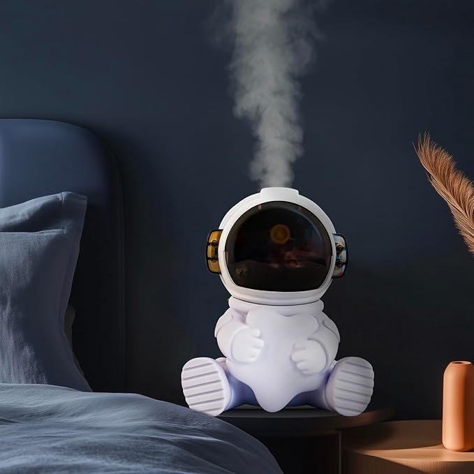 Astronaut Humidifier – Portable Mini Humidifier with LED Light, USB Powered for Bedroom, Office, Travel Use, Fun & Functional Air Freshener (Astronaut humidifier with Moon)