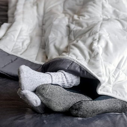 LUXOME Full Size Weighted Blanket | Integrated Cooling & Plush Cover | 15 lbs | 54"x72" | Light Grey