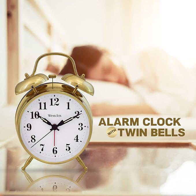 Westclox Big Ben Twin Bell Alarm Clock | Loud Alarm Clock for Heavy Sleepers | Battery Operated Clock with Backlight for Bedside Table, Bedroom, Kids Room, Desk (Gold, 4")