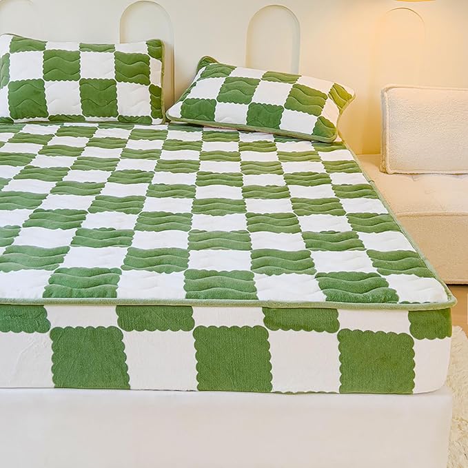 Milk Velvet Checkered Bedding Mattress Cover, Super Soft Elastic Bed Sheets with Pillowcase - Washable 12'' Deep Pocket Mattress Pad