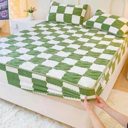 Milk Velvet Checkered Bedding Mattress Cover, Super Soft Elastic Bed Sheets with Pillowcase - Washable 12'' Deep Pocket Mattress Pad