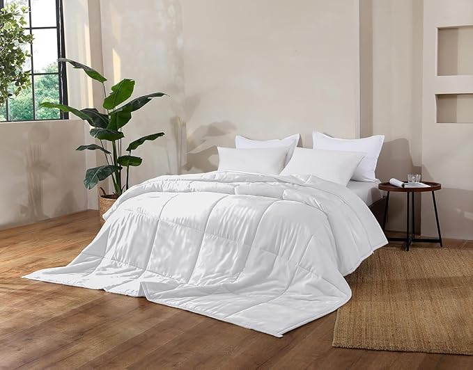 NATUREFIELD Lightweight Bamboo Quilt King Size – Cooling Summer Comforter Only, Rayon from Bamboo Cover, Breathable Box Stitch Spring Bedding with 200g Fill (125 GSM), 106x90 Inch, White