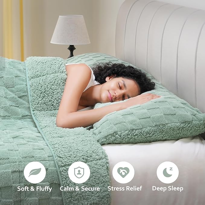 Drewin Weighted Blanket Full Size 15 Pounds, Ultra-Soft Fluffy Jacquard Sherpa Weighted Blankets for Couch Bed, Cozy Heavy Blanket for Winter, 48 x 72 inches, Sage Green