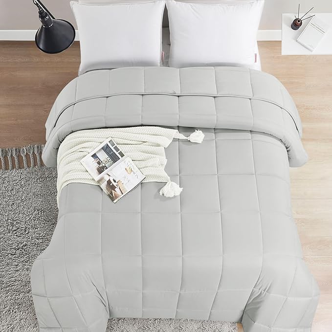 HOMBYS Oversized King Comforter 128x120, Lightweight Quilted Down Alternative Duvet Insert for All Season,Light Grey,8 Corner Tabs