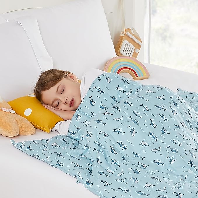 HOSUKKO Weighted Blanket - 3 lbs Blue Shark Heavy Blanket - Breathable Blanket(36 * 48 inches, 3 lbs)