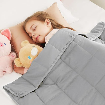CuteKing Weighted Blanket - Weighted Blanket with Premium Glass Beads - Breathable Heavy Blanket for Comfort Sleep - Thick Blanket All Season (3lbs, 36"x48", Light Grey)