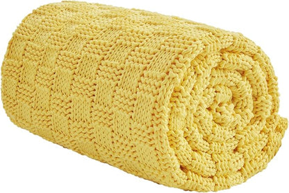 Knitted Weighted Blanket for Adult, No Beads Heavy Blanket 60” x 80'' 15lbs, Breathable Chunky Knit Blanket, Cooling Weighted Blanket for Hot Sleepers, Christmas Home Decor (Yellow)