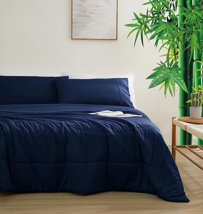 Zaizaihome Natural Bamboo Viscose Comforter Set King Size 3 Pieces, All-Season Soft Breathable Moisture-Wicking Quilt with Matching Pillowcases, Machine Washable, Quilted Fluffy Comforter (Navy Blue)