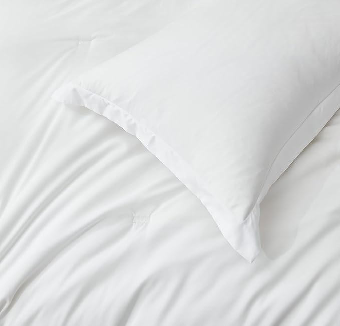 Chezmoi Collection Cliff 3-Piece Lightweight Cooling Comforter Set, Oversized King - Rayon Derived from Bamboo & Polyester Blended, Soft Breathable Bedding for Hot Sleepers, White