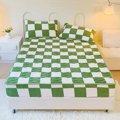 Milk Velvet Checkered Bedding Mattress Cover, Super Soft Elastic Bed Sheets with Pillowcase - Washable 12'' Deep Pocket Mattress Pad