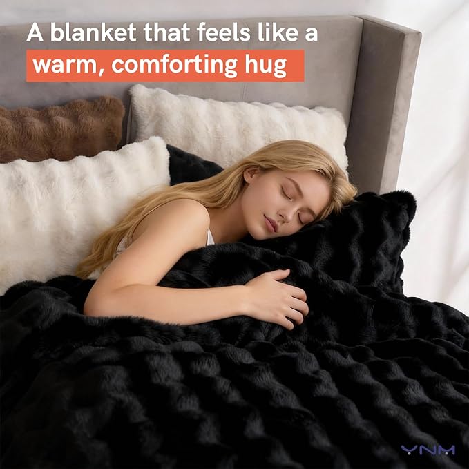 YnM Ultra-Soft Weighted Blanket, Fluffy Bubble Cuddle Heavy Bed Blanket, Plush Faux Fur Big Comforter, Soft & Warm Home Decor Piece (Black, 90''x104'' 20lbs, King/Ca King)