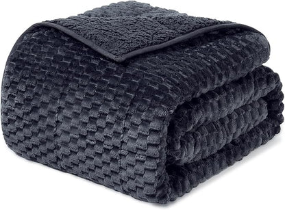 Drewin Weighted Blanket for Adults Queen Size 15lbs, Soft Cozy Turtleback Sherpa Weighted Blankets for Sleeping and Calming, Thick Bed Blanket for Couch Bed, 60 x 80 inches, Dark Grey