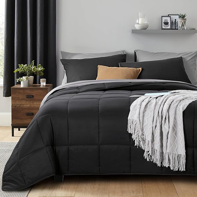 HOMBYS Oversized King Comforter 128x120, Lightweight Quilted Down Alternative Duvet Insert for All Season,Black,8 Corner Tabs