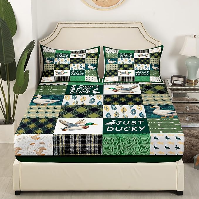 Mallard Duck Kids Fitted Sheet Twin Size,Geometric Grids Arrows Patch Bedding Set,Boys Girls Room Decor,Hunting Animal Wildlife Rustic Cabin Bed Cover,Green Bed Sheet,1 Pillowcase(No Top Sheet)