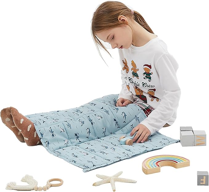 HOSUKKO Weighted Blanket - 2 lbs Blue Shark Heavy Blanket - Small Size Breathable Blanket(20 * 30 inches, 2 lbs)