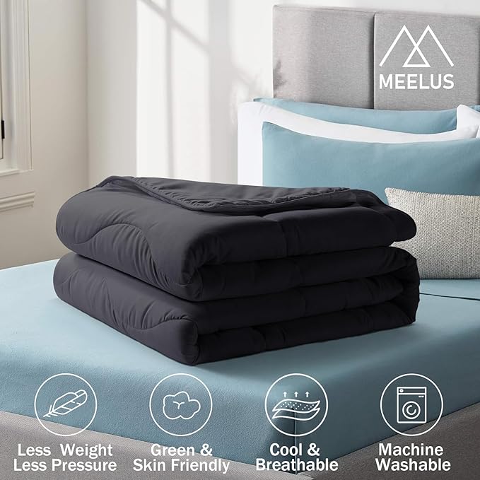 Lightweight Comforter Cooling Black, All Season Duvet Insert Breathable Queen Size Summer Bedding, Soft Microfiber Cool Down Alternative Quilt with Corner Tabs, 88x88 inch