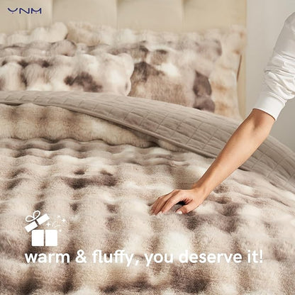 YnM Ultra-Soft Weighted Blanket, Fluffy Bubble Cuddle Heavy Bed Blanket, Plush Faux Fur Big Comforter, Soft & Warm Home Decor Piece (Tie-dye Brown, 90''x90'' 25lbs, Full/Queen)