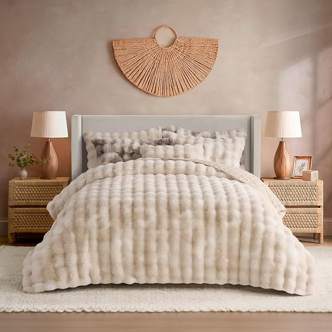 YnM Ultra-Soft Weighted Blanket, Fluffy Bubble Cuddle Heavy Bed Blanket, Plush Faux Fur Big Comforter, Soft & Warm Home Decor Piece (Tie-dye Khaki, 90''x90'' 25lbs, Full/Queen)