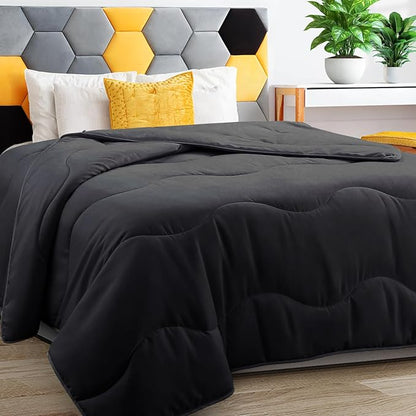 Lightweight Comforter Cooling Black, All Season Duvet Insert Breathable King Size Summer Bedding, Soft Microfiber Cool Down Alternative Quilt with Corner Tabs, 102x90 inch
