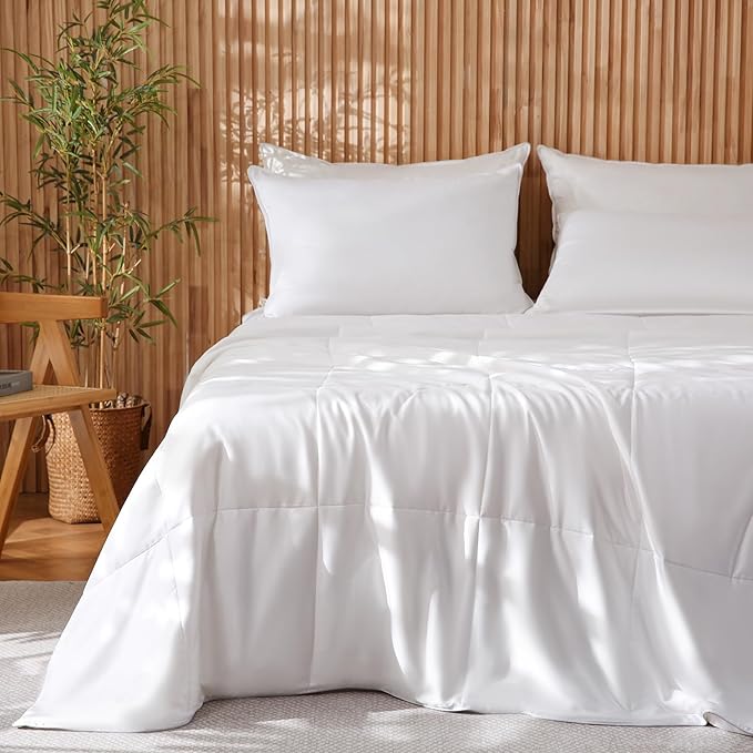 DWR Queen Size Cooling Comforter for Hot Sleepers– 100% Rayon Derived from Bamboo Fabric with 15% Silk Fill, Lightweight Summer Blanket(White, 90x90)