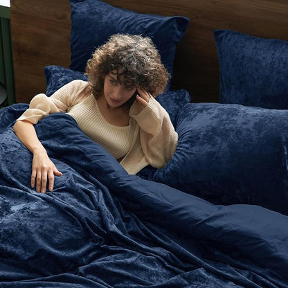 PHF Truly Velvet Pillowcases Standard Size, No Insert, 2 Pack Ultra Soft Breathable Pillow Shams Covers with Envelope Closure, 20" X 26" Luxury Cozy Warm Fuzzy Flannel, Navy Blue