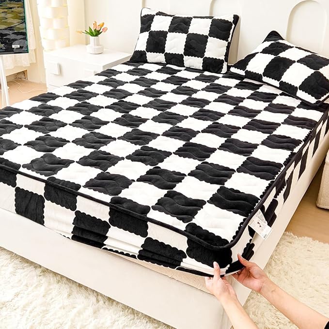 Milk Velvet Checkered Bedding Mattress Cover, Super Soft Elastic Bed Sheets with Pillowcase - Washable 12'' Deep Pocket Mattress Pad