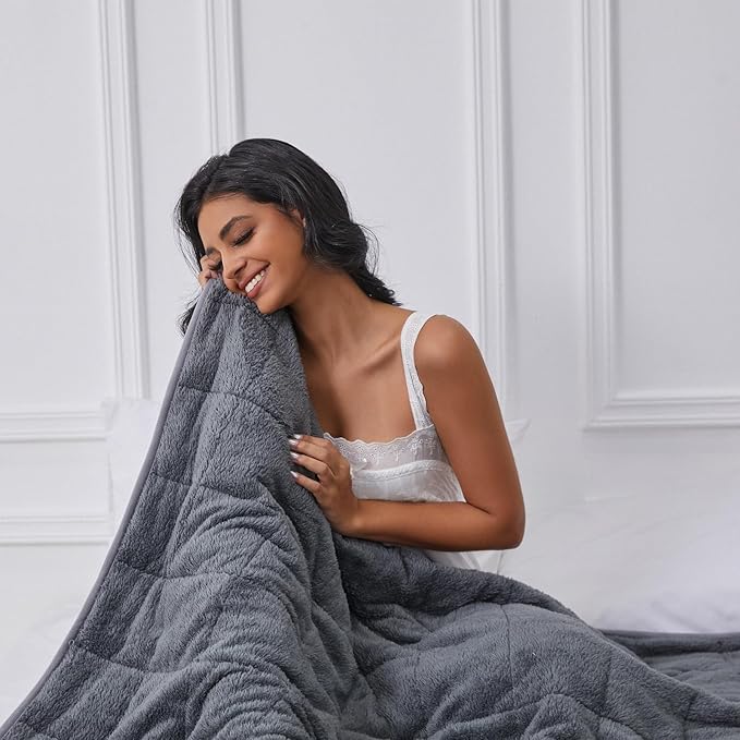 Sherpa Weighted Blanket for Adults, 15 lbs Furry Bed Blanket for Deep Sleep, Super Plush Blanket with Soft Weighted Blanket 48 x 72 inches, Grey