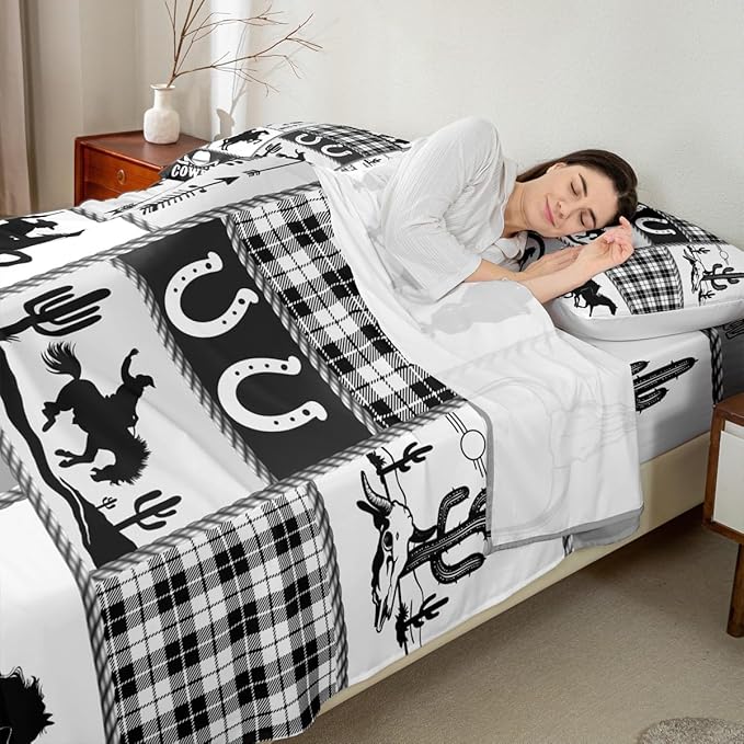 Western Cowboy Kids Sheet Queen Size,Cactus Geometric Plaids Patch Bedding Set,Boys Girls Adults Room Decor,Horseshoe Rustic Farmhouse Black Retro Bed Sheet Set 4pcs(Fitted + Flat + 2 Pillowcases)
