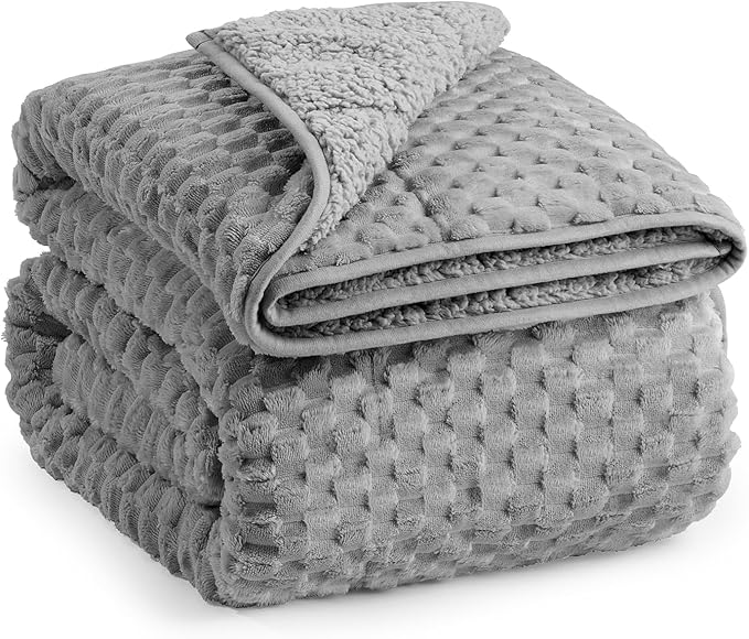Super Soft Luxury Fleece Sherpa Weighted Blanket 15 lbs for Adults, Turtle Shell Fluffy Cozy Warm Queen Weighted Throw for Winter, Ceramic Beads Washable Heavy Blankets for Couch Bed, Grey, 48" x 72"