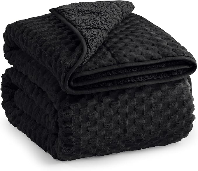 Super Soft Luxury Fleece Sherpa Weighted Blanket 15 lbs for Adults, Turtle Shell Fluffy Cozy Warm Twin Weighted Throw for Winter, Ceramic Beads Washable Heavy Blankets for Couch Bed, Black, 48" x 72"
