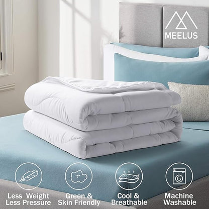 Lightweight Comforter Cooling White, All Season Duvet Insert Breathable Queen Size Summer Bedding, Soft Microfiber Cool Down Alternative Quilt with Corner Tabs, 88x88 inch