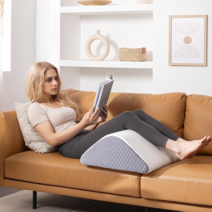 Knee Wedge Pillow for Post-Surgery Recovery-Leg Elevation Support for Sleep Position, Alleviating Lower Back & Hip Pain Enhancing Circulation in Ankles Legs Triangle Pillow with Removable Cover