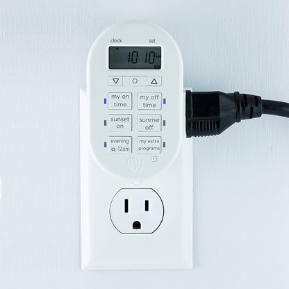 myTouchSmart Simple Set 7-Day Digital Timer, 1 Grounded Outlet Timer, Sunrise-Sunset Indoor Timer Outlet, Programmable ON/OFF Plug Timer, 125V Light Timer, Lamp Timer, Seasonal Lights, White, 33860