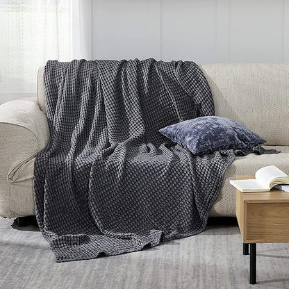 Bedsure Cooling Cotton Waffle Queen Size Blanket - Lightweight Breathable Blanket of Rayon Derived from Bamboo for Hot Sleepers, Luxury Throws for Bed, Couch and Sofa, Dark Grey, 90x90 Inches