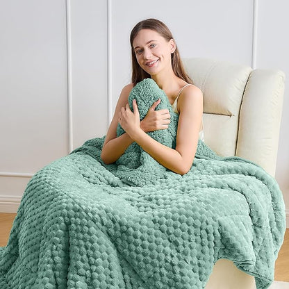 Wemore Fleece Weighted Blanket for Adults (60" x 80" 15lbs, Green), Dual Sided Cozy Soft Sherpa Heavy Blanket, 3D Imitation Turtle Shell Warm Jacquard Flannel Weighted Blankets for Couch and Bed