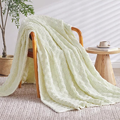 Knitted Weighted Blanket Kids, No Beads Heavy Blanket 36” x 48'' 5lbs, Breathable Chunky Knit Blanket, Cooling Weighted Blanket for Hot Sleepers, Christmas Home Decor (Cream White)
