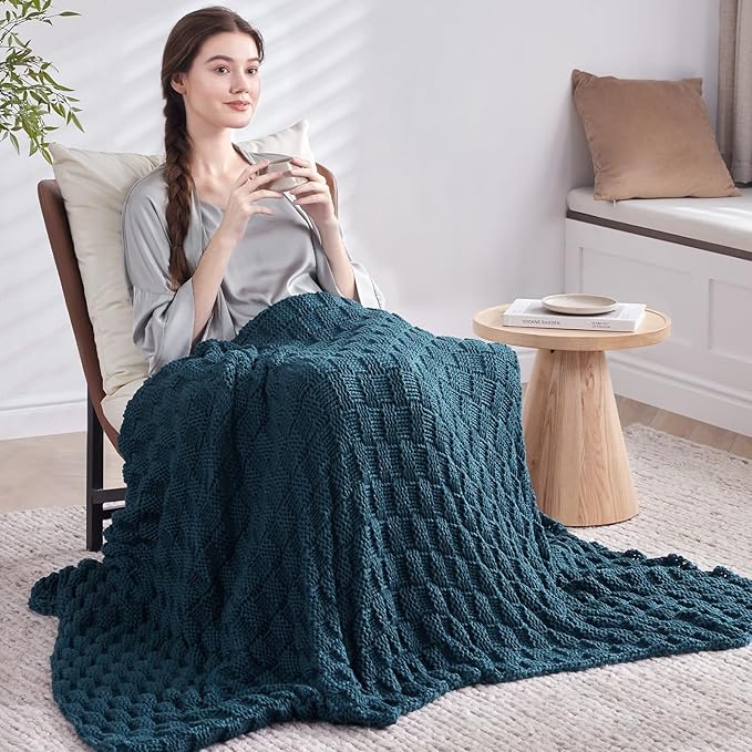 Knitted Weighted Blanket for Adult, No Beads Heavy Blanket 60” x 80'' 20lbs, Breathable Chunky Knit Blanket, Cooling Weighted Blanket for Hot Sleepers, Christmas Home Decor (Peacock Blue)