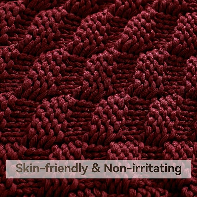 Knitted Weighted Blanket for Adult, No Beads Heavy Blanket 48” x 72'' 15lbs, Breathable Chunky Knit Blanket, Cooling Weighted Blanket for Hot Sleepers, Christmas Home Decor (Red)