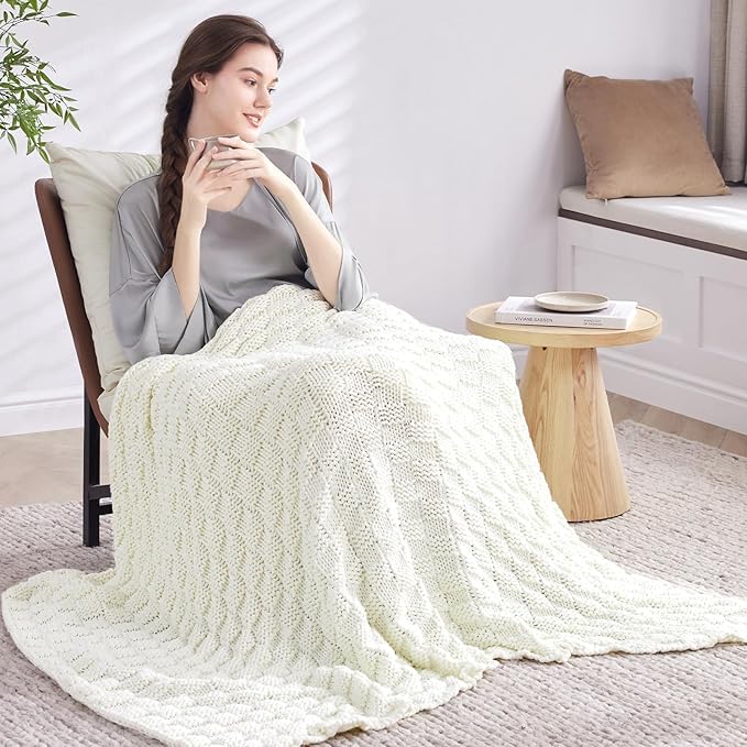 Knitted Weighted Blanket for Adult, No Beads Heavy Blanket 60” x 80'' 15lbs, Breathable Chunky Knit Blanket, Cooling Weighted Blanket for Hot Sleepers, Christmas Home Decor (Ivory White)