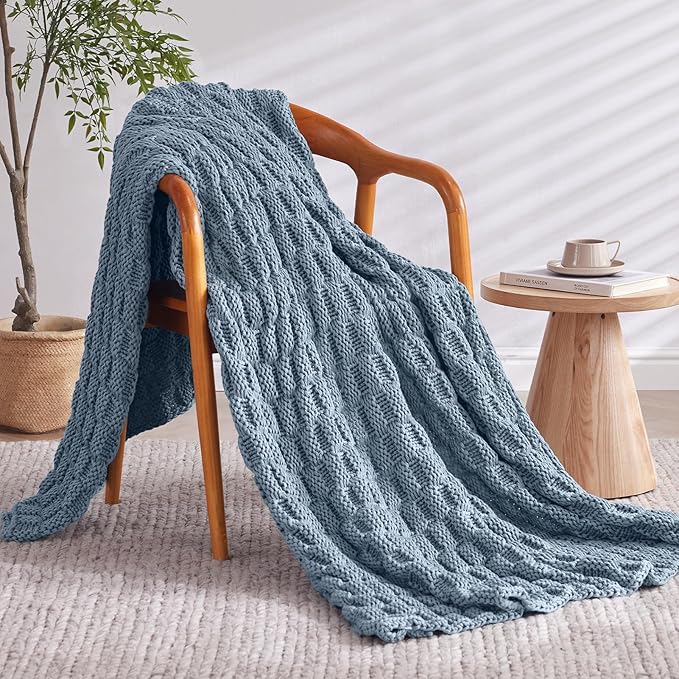 Knitted Weighted Blanket for Adult, No Beads Heavy Blanket 50” x 60'' 5lbs, Breathable Chunky Knit Blanket, Cooling Weighted Blanket for Hot Sleepers, Christmas Home Decor (Light Blue)