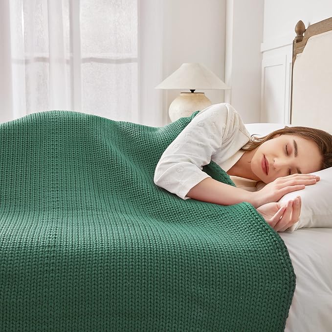 Guohaoi Knitted Weighted Blanket for Adults (Green 60"x80" 15lbs) No Beads Cooling Throw Blanket for Hot Sleepers, Home Decor Breathable Chunky Knit Heavy Blanket Use on Queen/King Size Bed