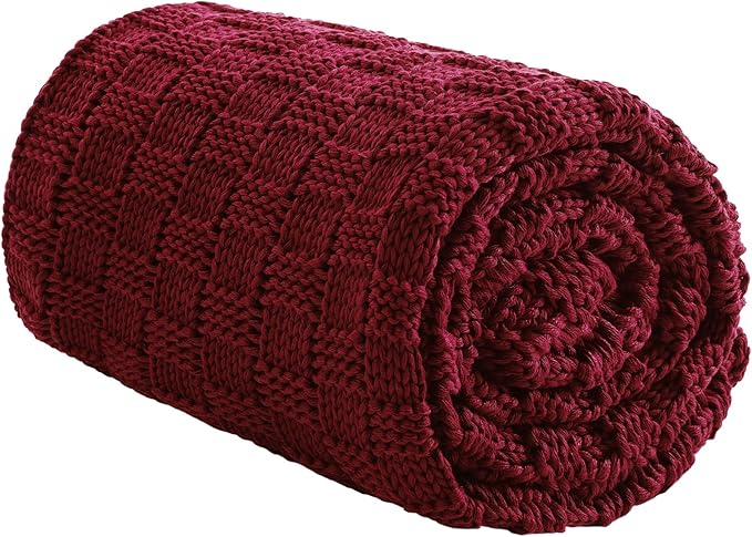 Knitted Weighted Blanket for Adult, No Beads Heavy Blanket 60” x 80'' 15lbs, Breathable Chunky Knit Blanket, Cooling Weighted Blanket for Hot Sleepers, Christmas Home Decor (Red)