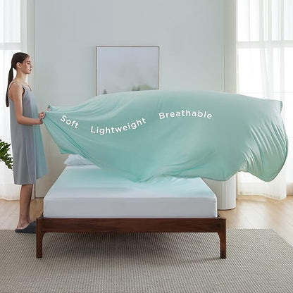 Bedsure Green Cooling Blanket Full Size for Hot Sleepers - Summer Blanket Full Size Cold Bed Cool Arc-Chill Thin Ice Cooled Bedding with Rayon Derived from Bamboo Night Sweats Hot Flashes, 80x90
