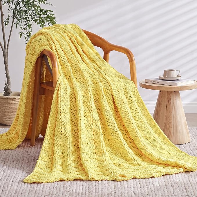 Knitted Weighted Blanket Kids, No Beads Heavy Blanket 36” x 48'' 3lbs, Breathable Chunky Knit Blanket, Cooling Weighted Blanket for Hot Sleepers, Christmas Home Decor (Yellow)