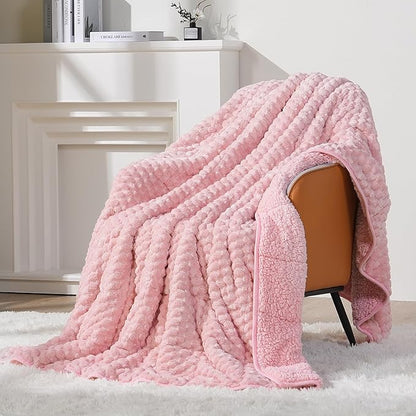 Super Soft Luxury Fleece Sherpa 20 lbs Weighted Blanket for Adults, Turtle Shell Fluffy Cozy Warm Queen Weighted Throw for Winter, Ceramic Beads Washable Heavy Blankets for Couch Bed, Pink, 60" x 80"