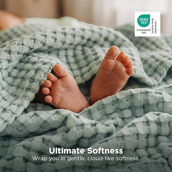Bedsure Cooling Cotton Waffle King Size Blanket - Lightweight Breathable Blanket of Rayon Derived from Bamboo for Hot Sleepers, Luxury Throws for Bed, Couch and Sofa, Mint Green, 104x90 Inches